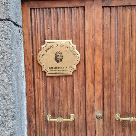 Al Ristoro Di Handel Apartamento